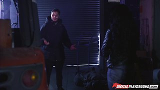 Horny bimbo Jessie Volt X-rated video