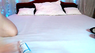 Pussy stretch and fuck live