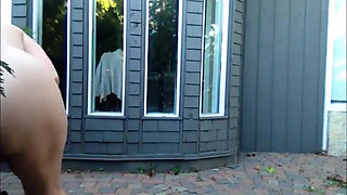 Naked orgasm in front of my house