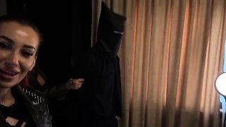 Mistress Kennya - An unexpected drive with Mistress Kennya