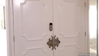 Mya Mays, Aaliyah Love And Yara Skye - Having Hot Interracial Lesbian Sex