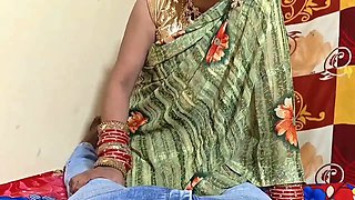 Beautiful newly married wife fucked by her husband in the bedroom. Full Hindi audio