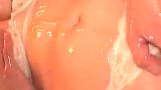 Hunting the Busty Wife Yukino Kamata 2