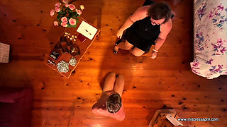 Dominatrix mistress april - Barbie fun