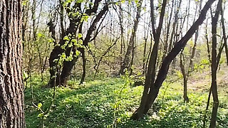 In public a quick blowjob in the forest with oral cum! Delicious!