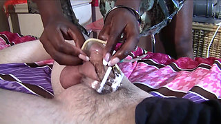 Keyholding slave of the ebony goddess!