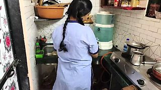 Desi Bhabhi Sagita Sharm Deep Throat and Mouth Cum in Kitchen - Hindi Sex
