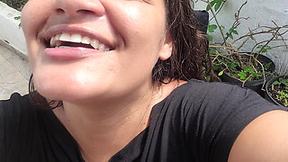 She Likes Black Cock