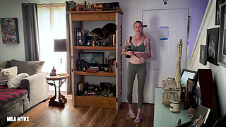Gym Girl Desperation - Stepdaddy Makes Me Piss My Leggings the Second I Walk in