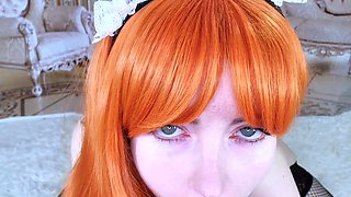 Redheaded sexbomb in foot fetish masturbation