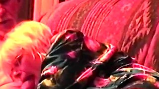 hot hot video she is in her black 2 piece