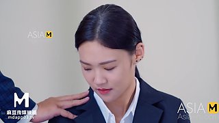 Secretary girl gets her intimate interview session with the boss