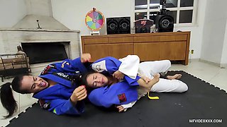 Muscles Vs Weak Slave