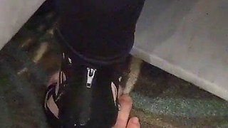 Step with the Heel on Hand 2