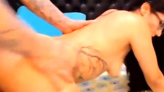 Hot Brunette Babe Amateur Blowjob on Webcam