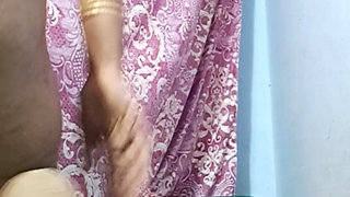Tamil aunty pussy show in video call