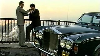 Sexy brunette and kinky blondes extreme threesome