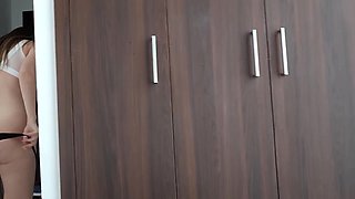 A Little Request From a Stepmom Ended up with Cum on Her Coccyx