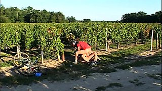 Tiffany Hopkins - Le Tour Anal - scene 1