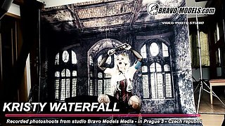 Extravagant Kristy Waterfall - blonde xxx - Bravo Models