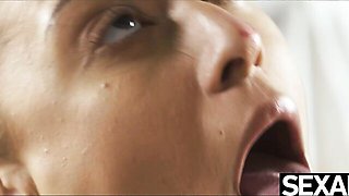 Witching Cassie Del Isla and Dorian Del Isla - pussy close up scene - Sex Art